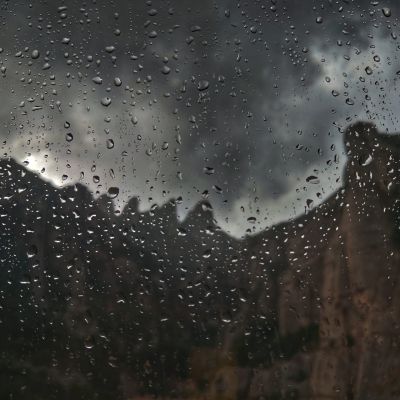 Pluja a Montserrat