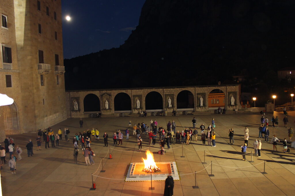 Revetlla de Sant Joan a Montserrat 2021