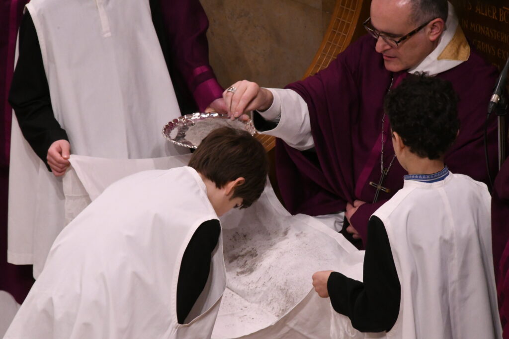 Fotografies de la missa d'avui, 14 de febrer, dimecres de cendra.